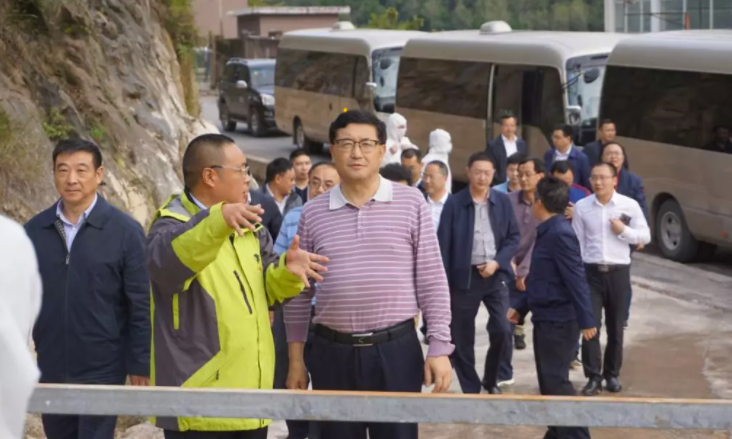 堯斯丹副省長(zhǎng)一行專訪巴山牧業(yè)