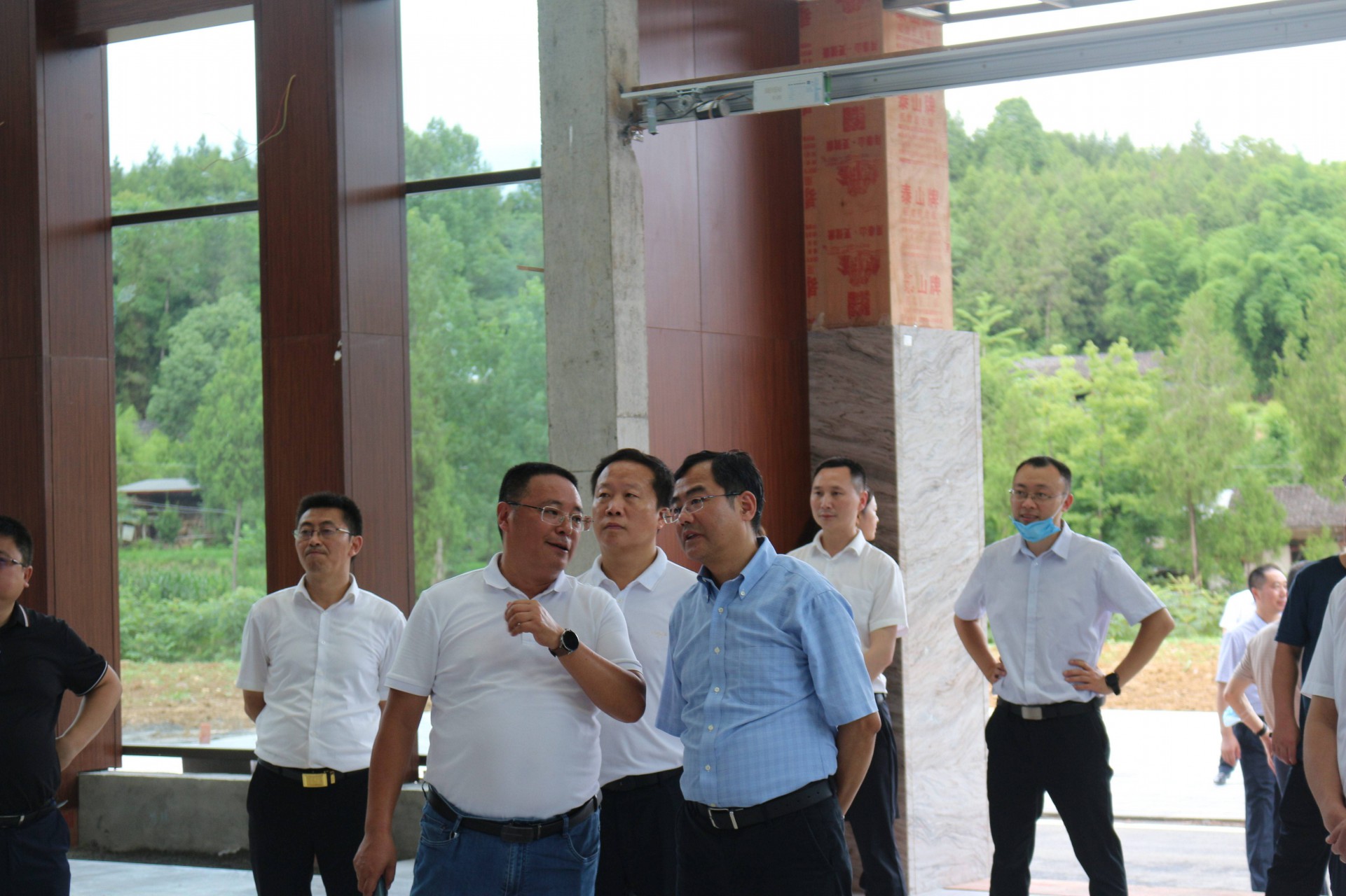 四川省人力資源和社會保障廳黨組成員、副廳長董宏杰蒞臨我公司調(diào)研工作